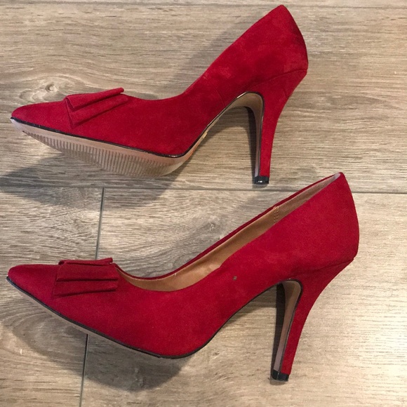 APT 9 Red Bow Heels - Picture 2 of 7